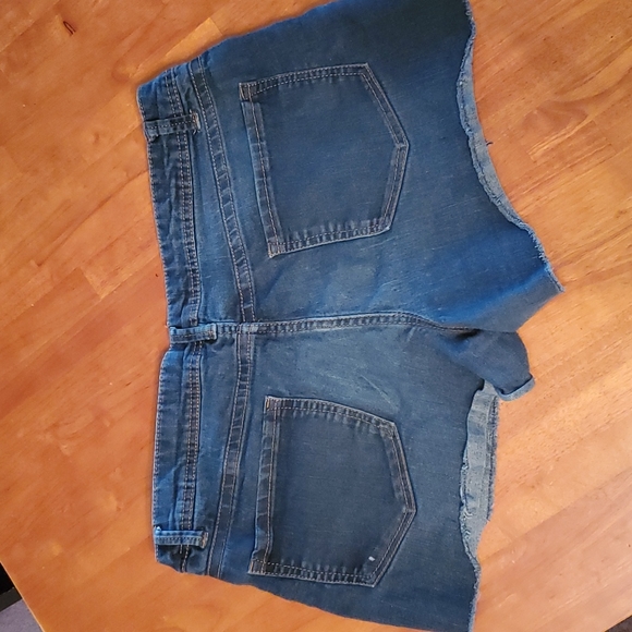 Faded Glory Jean shorts 14 - Picture 2 of 8